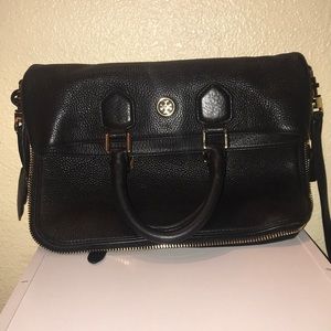 Black fold over shoulder/saddlebag